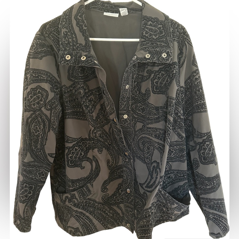 Women’s Zenergy by Chico’s with Velour Paisley Design Jacket Size 3